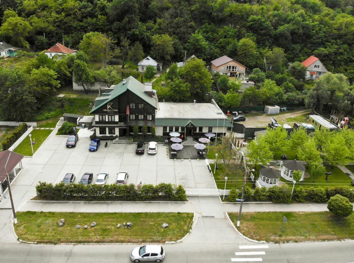 Knyazha Hora Hotel Kaniv Buitenkant foto